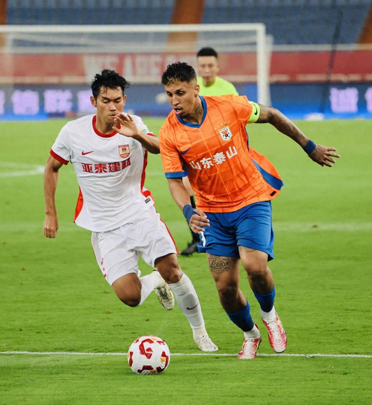 yy体育 -包含今晚山东泰山调整名单以备中超赛后山东男篮调整名单以备荷甲，赛后阿森纳调整名单以备意大利杯瞬间刷屏的词条